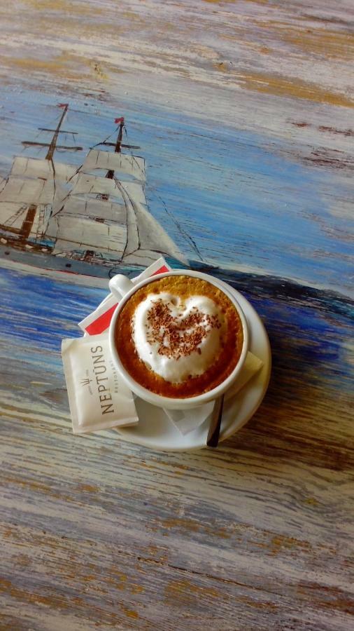 Neptuns Hotel Jurmala Ngoại thất bức ảnh